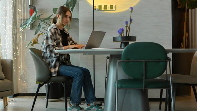 外国人在美国办理借记卡的全方位攻略指南