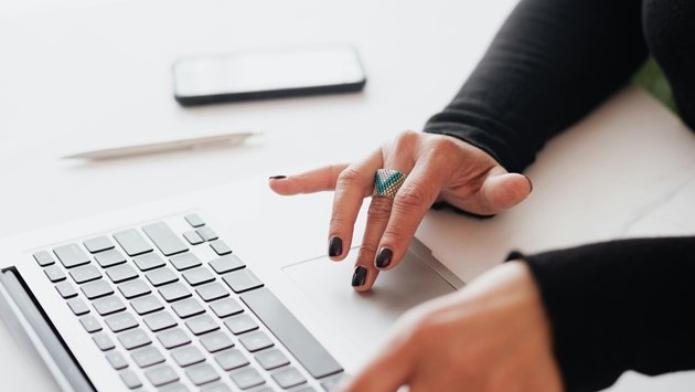 西安办理开曼公司年审指南：轻松应对年审挑战与难题